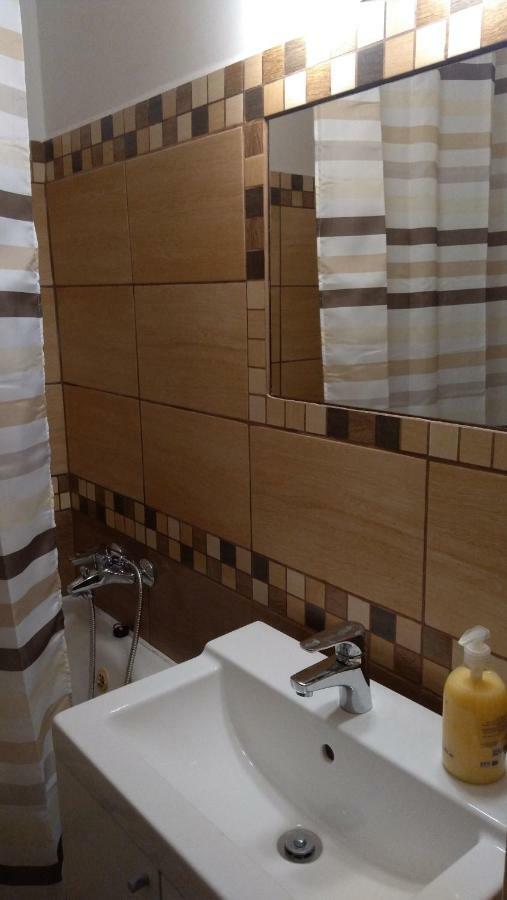 Gesztenyes Apartman Мисколк Екстериор снимка
