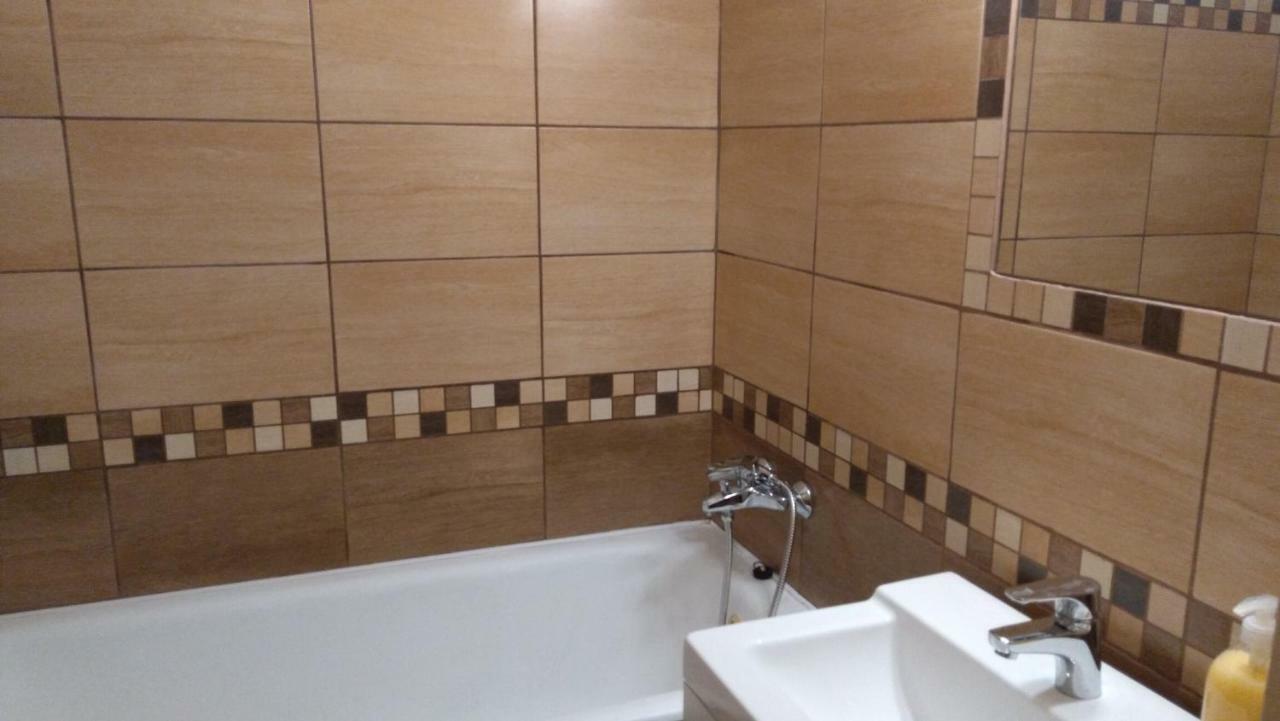 Gesztenyes Apartman Мисколк Екстериор снимка