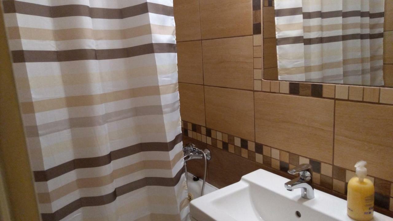 Gesztenyes Apartman Мисколк Екстериор снимка