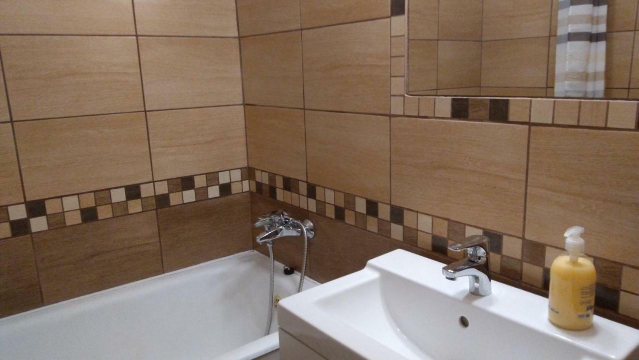 Gesztenyes Apartman Мисколк Екстериор снимка