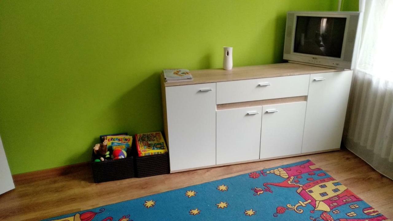 Gesztenyes Apartman Мисколк Екстериор снимка