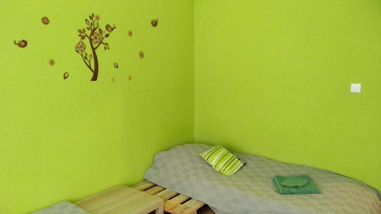 Gesztenyes Apartman Мисколк Екстериор снимка