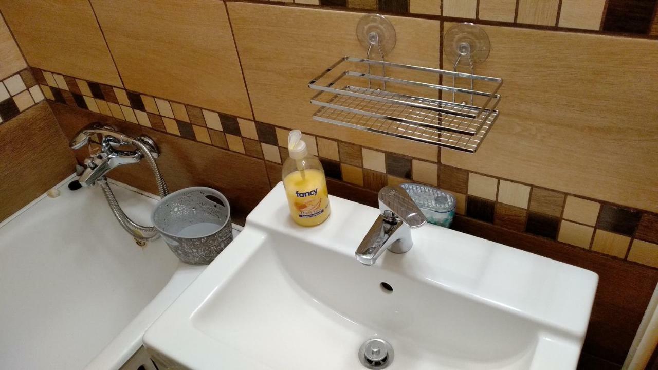 Gesztenyes Apartman Мисколк Екстериор снимка